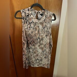Torrid sleeveless animal print top size 3